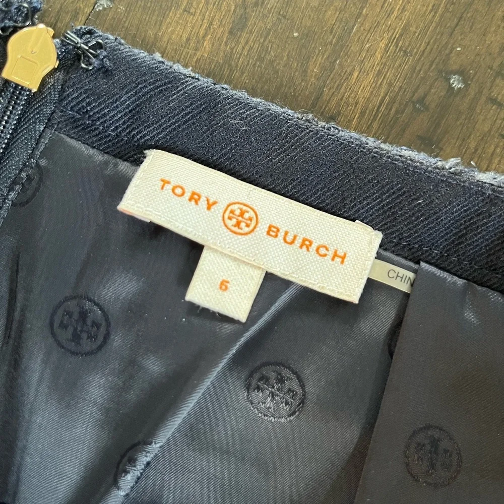 Tory Burch Navy Textured Pencil Skirt size 6